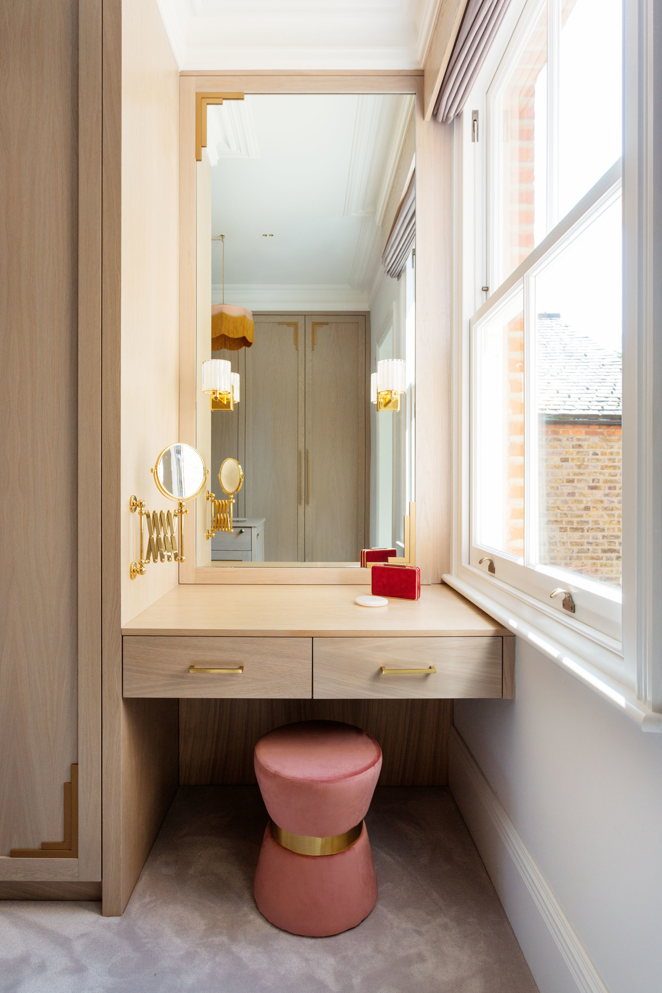 Bespoke Bedrooms & Dressing Rooms | HUX London